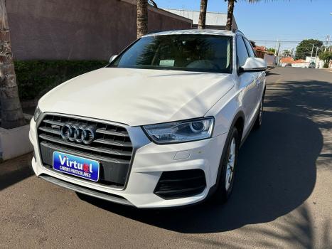 AUDI Q3 1.4 4P TFSI ATTRACTION S-TRONIC AUTOM�TICO, Foto 4