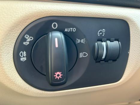 AUDI Q3 1.4 4P TFSI ATTRACTION S-TRONIC AUTOM�TICO, Foto 25