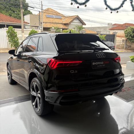 AUDI Q3 2.0 4P 40 TFSI PERFORMANCE BLACK QUATTRO TIPTRONIC AUTOMTICO, Foto 4