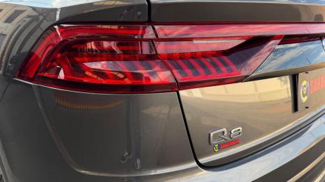 AUDI Q8 3.0 V6 24V 4P TFSI PERFORMANCE QUATTRO AUTOM�TICO TIPTRONIC, Foto 18