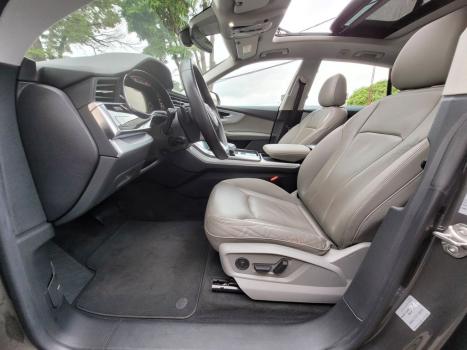 AUDI Q8 3.0 V6 24V 4P TFSI PERFORMANCE QUATTRO AUTOMÁTICO TIPTRONIC, Foto 14