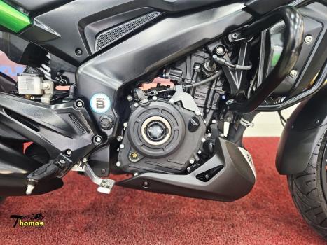 BAJAJ Dominar 400 , Foto 7