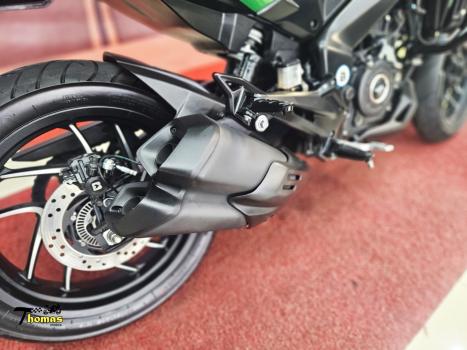BAJAJ Dominar 400 , Foto 11