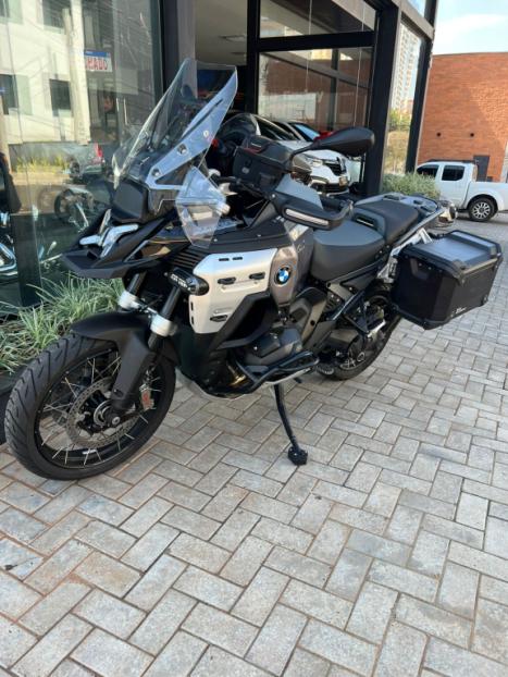 BMW R 1300 GS ADVENTURE TRIPLE BLACK, Foto 4