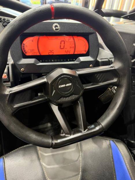 BRP CAN-AM Maverick X3 RS 900 Turbo , Foto 4