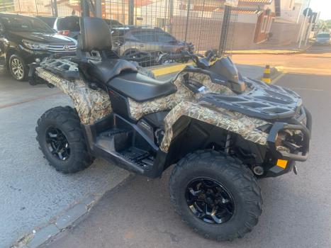 BRP CAN-AM Outlander 650, Foto 1