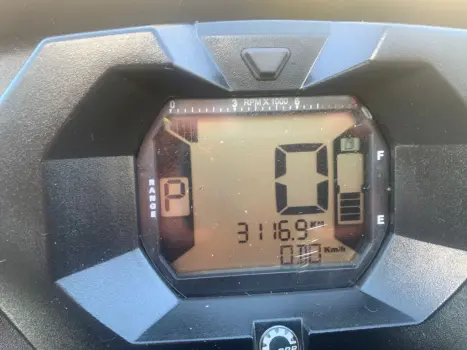 BRP CAN-AM Outlander 650, Foto 8