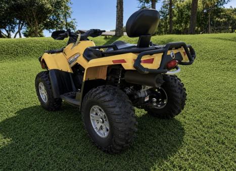 BRP CAN-AM Outlander 650, Foto 2