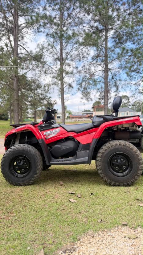 BRP CAN-AM Outlander 400, Foto 3