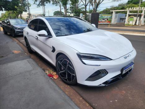 BYD Seal GS 4P 82,5 KW EL�TRICO 590 EV AWD, Foto 3