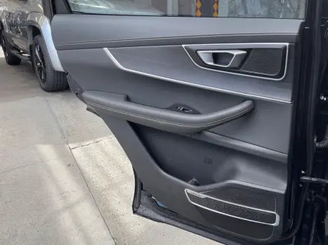 CHERY Tiggo 8 1.6 16V 4P TGDI TURBO TXS AUTOM�TICO DCT, Foto 8