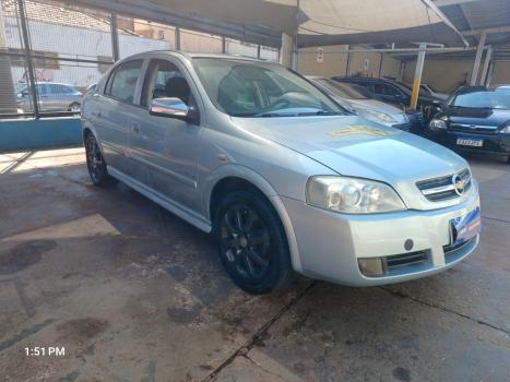 CHEVROLET Astra Hatch 2.0 4P ELEGANCE FLEX, Foto 4
