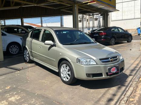 CHEVROLET Astra Hatch 2.0 4P ADVANTAGE  FLEX, Foto 3