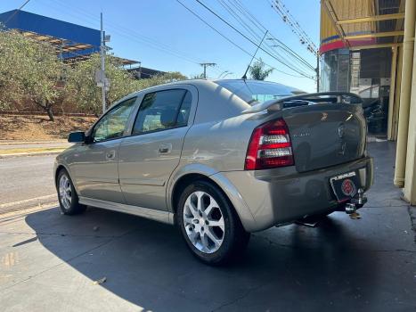 CHEVROLET Astra Hatch 2.0 4P ADVANTAGE  FLEX, Foto 4