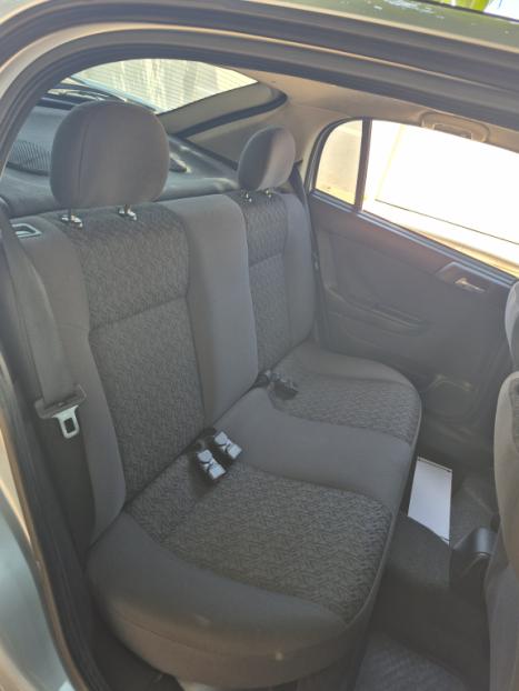 CHEVROLET Astra Hatch 2.0 4P ADVANTAGE FLEX AUTOM�TICO, Foto 6