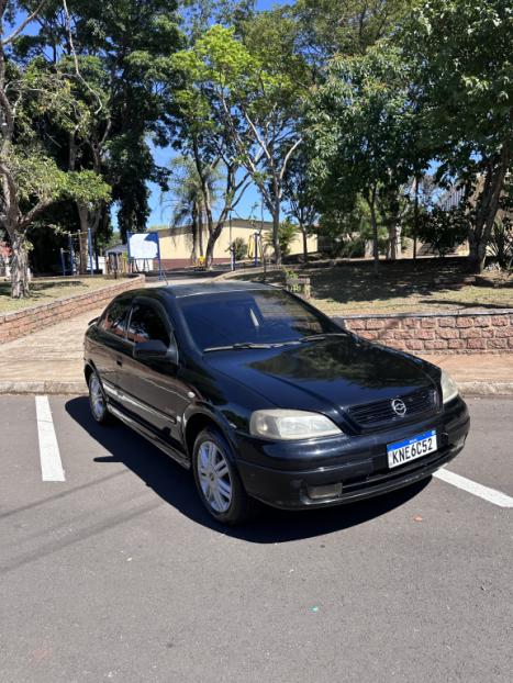CHEVROLET Astra Hatch 2.0, Foto 4