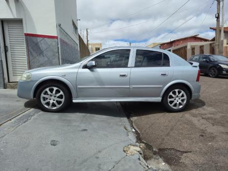 CHEVROLET Astra Hatch 2.0 4P ADVANTAGE  FLEX, Foto 3