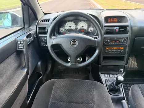 CHEVROLET Astra Hatch 2.0 4P ADVANTAGE  FLEX, Foto 9