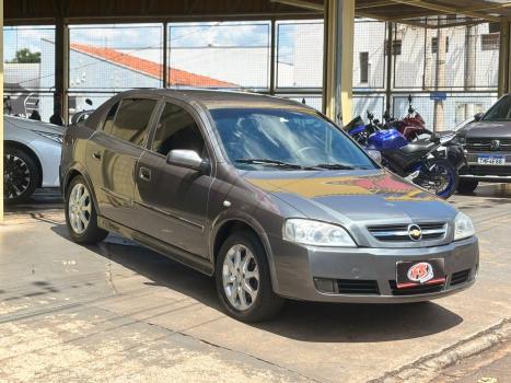 CHEVROLET Astra Hatch 2.0 4P ADVANTAGE  FLEX, Foto 3