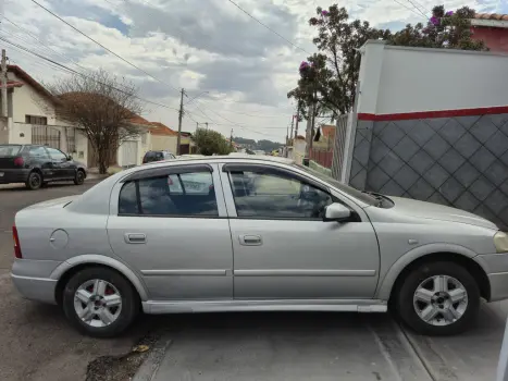 CHEVROLET Astra Sedan 1.8 4P GL, Foto 4