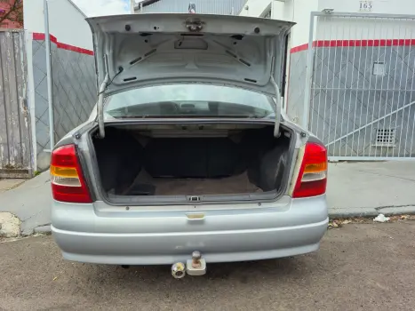 CHEVROLET Astra Sedan 1.8 4P GL, Foto 5