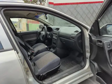 CHEVROLET Astra Sedan 1.8 4P GL, Foto 8