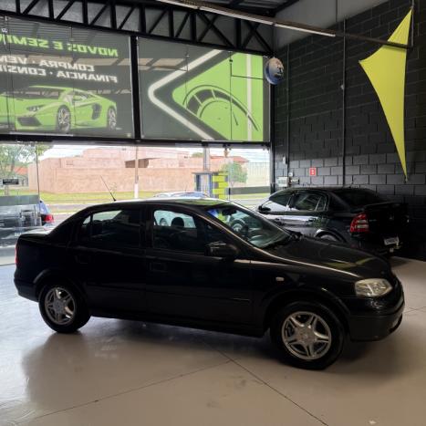 CHEVROLET Astra Sedan 1.8 4P GL ALCOOL, Foto 4