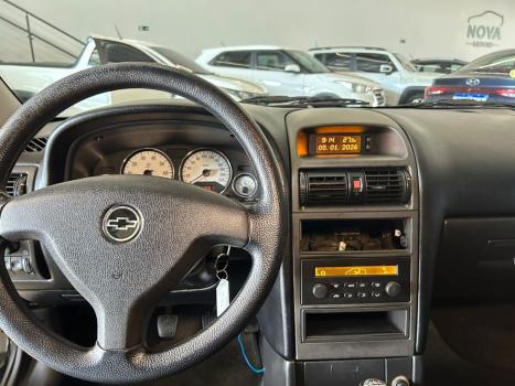 CHEVROLET Astra Sedan 2.0 16V 4P ADVANTAGE, Foto 11