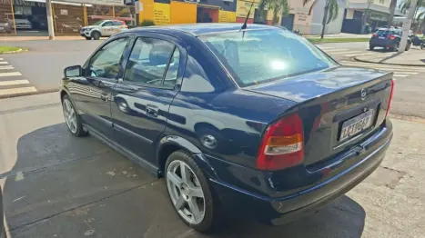 CHEVROLET Astra Sedan 1.8 4P GL, Foto 18