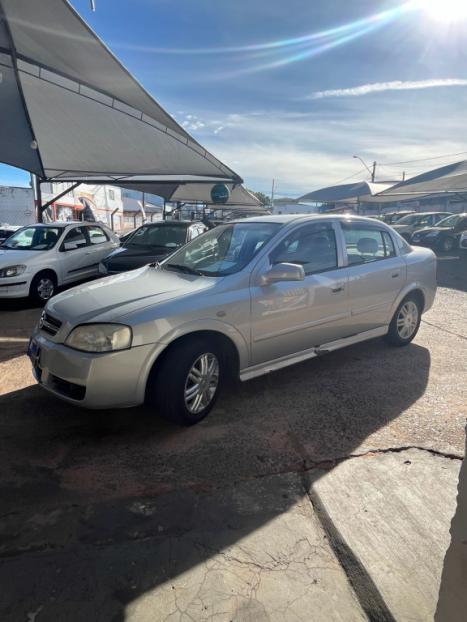 CHEVROLET Astra Sedan 1.8 4P, Foto 6