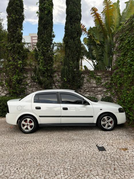 CHEVROLET Astra Sedan 2.0 4P FLEX CONFORT, Foto 2