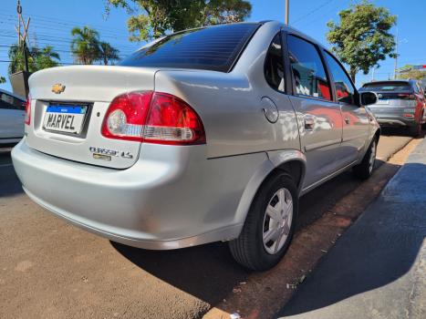 CHEVROLET Classic Sedan 1.0 4P VHCE FLEX LS, Foto 6