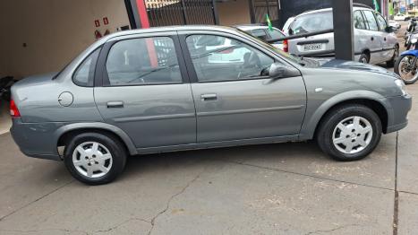 CHEVROLET Classic Sedan 1.0 4P VHCE FLEX LS, Foto 4