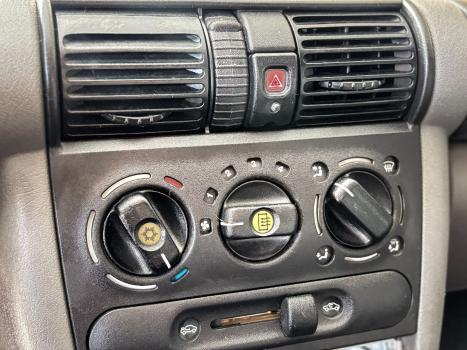 CHEVROLET Classic Sedan 1.0 4P VHCE FLEX LS, Foto 7