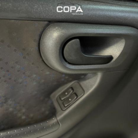 CHEVROLET Corsa Hatch 1.4 4P MAXX FLEX, Foto 9