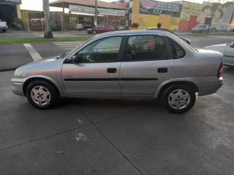CHEVROLET Corsa Sedan 1.0 4P CLASSIC VHC, Foto 1