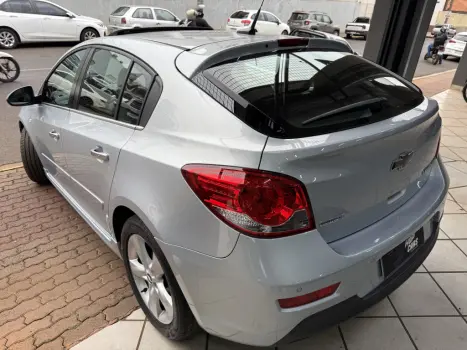 CHEVROLET Cruze Hatch 1.8 16V 4P LTZ SPORT6 FLEX AUTOMÁTICO, Foto 4 CHEVROLET Cruze Hatch 1.8 16V 4P LTZ SPORT6 FLEX AUTOMÁTICO, Foto 4