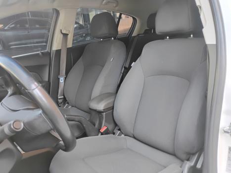 CHEVROLET Cruze Hatch 1.8 16V 4P LT SPORT6 FLEX, Foto 9