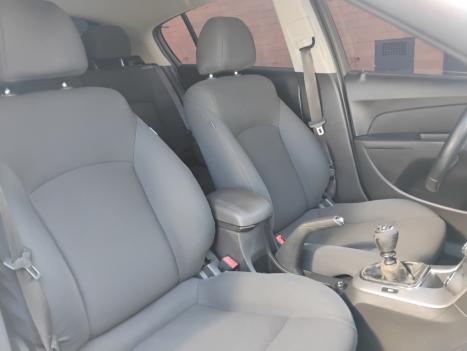 CHEVROLET Cruze Hatch 1.8 16V 4P LT SPORT6 FLEX, Foto 17