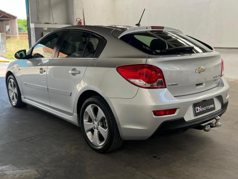CHEVROLET Cruze Hatch 1.8 16V 4P LT SPORT6 FLEX AUTOM�TICO, Foto 8