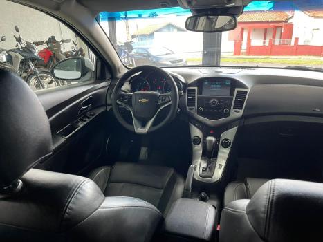 CHEVROLET Cruze Hatch 1.8 16V 4P LT SPORT6 FLEX AUTOM�TICO, Foto 9