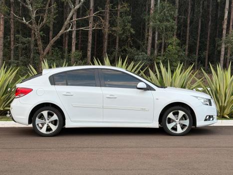 CHEVROLET Cruze Hatch 1.8 16V 4P LT SPORT6 FLEX AUTOM�TICO, Foto 9