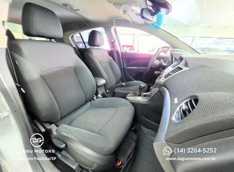 CHEVROLET Cruze Hatch 1.8 16V 4P LT SPORT6 FLEX, Foto 8