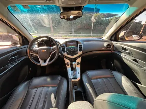 CHEVROLET Cruze Hatch 1.8 16V 4P LT SPORT6 FLEX AUTOM�TICO, Foto 7