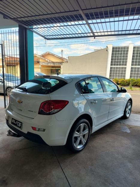 CHEVROLET Cruze Hatch 1.8 16V 4P LT SPORT6 FLEX AUTOM�TICO, Foto 5