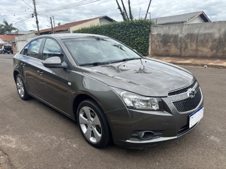 CHEVROLET Cruze Sedan 1.8 16V 4P LT ECOTEC FLEX, Foto 2