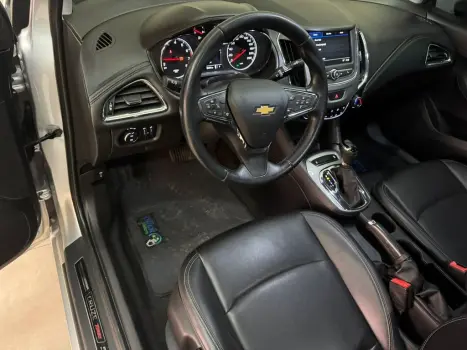 CHEVROLET Cruze Sedan 1.4 16V 4P LT FLEX TURBO AUTOM�TICO, Foto 10