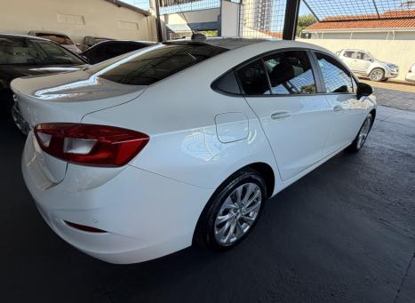 CHEVROLET Cruze Sedan 1.4 16V 4P LT FLEX TURBO AUTOM�TICO, Foto 4