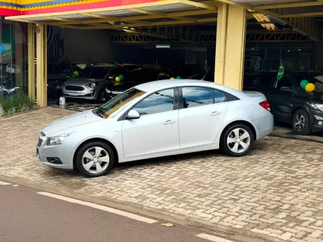 CHEVROLET Cruze Sedan 1.8 16V 4P LT ECOTEC FLEX AUTOM�TICO, Foto 4