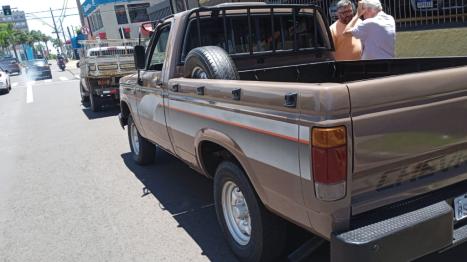 CHEVROLET D20 4.0 DIESEL CUSTOM L CABINE SIMPLES, Foto 6 CHEVROLET D20 4.0 DIESEL CUSTOM L CABINE SIMPLES, Foto 6